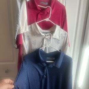 Roundtree & Yorke Polo Set - Pink, White, Blue
(INCLUDES)- 5 shirts